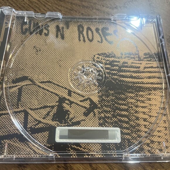 Guns N' Roses : Chinese Democracy CD (2008) Black Frog/ Geffen - Picture 6 of 7